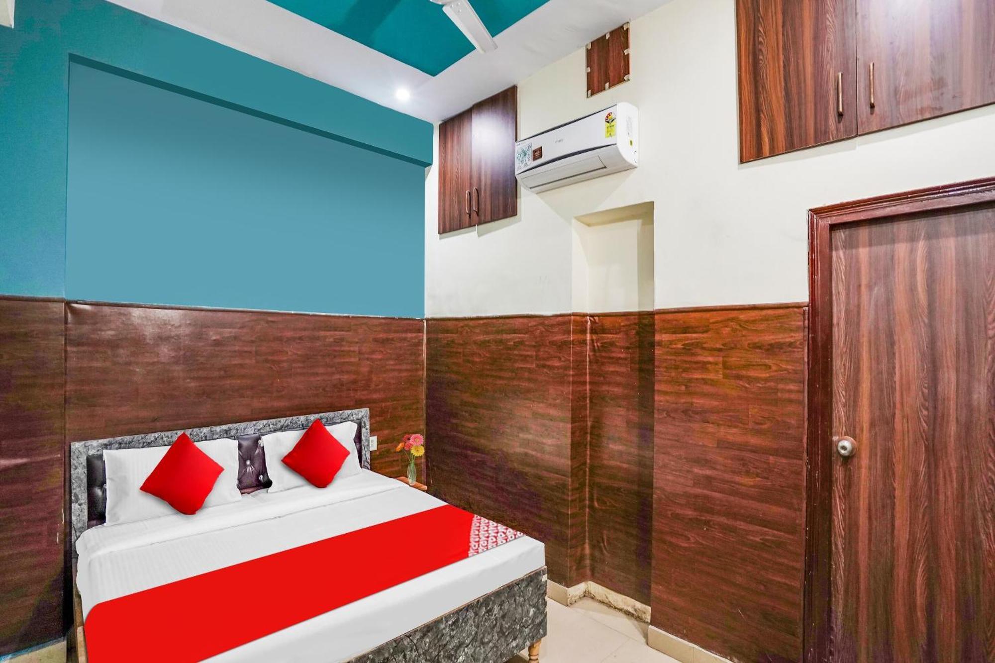 Hotel O Dream Palace Inn Noida Exterior photo